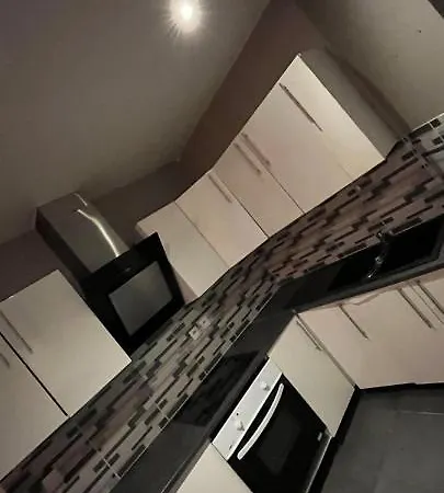 Maisonette De Plain Pied A 5 A Pied De La Gare De Denain. Denain